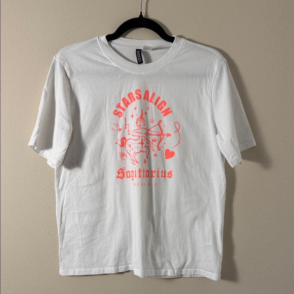 Divided by H&M Sagittarius Zodiac White Tee Size M